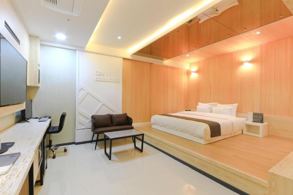 City Hotel G&G Busan Exteriör bild