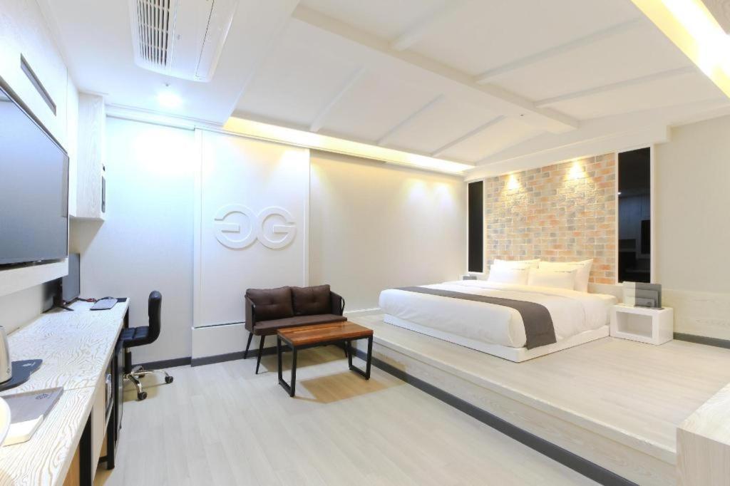 City Hotel G&G Busan Exteriör bild