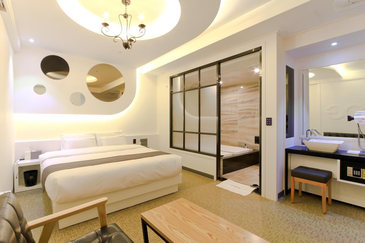 City Hotel G&G Busan Exteriör bild