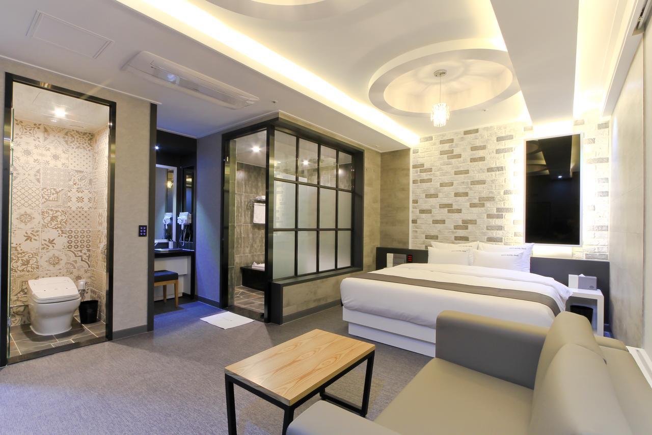 City Hotel G&G Busan Exteriör bild