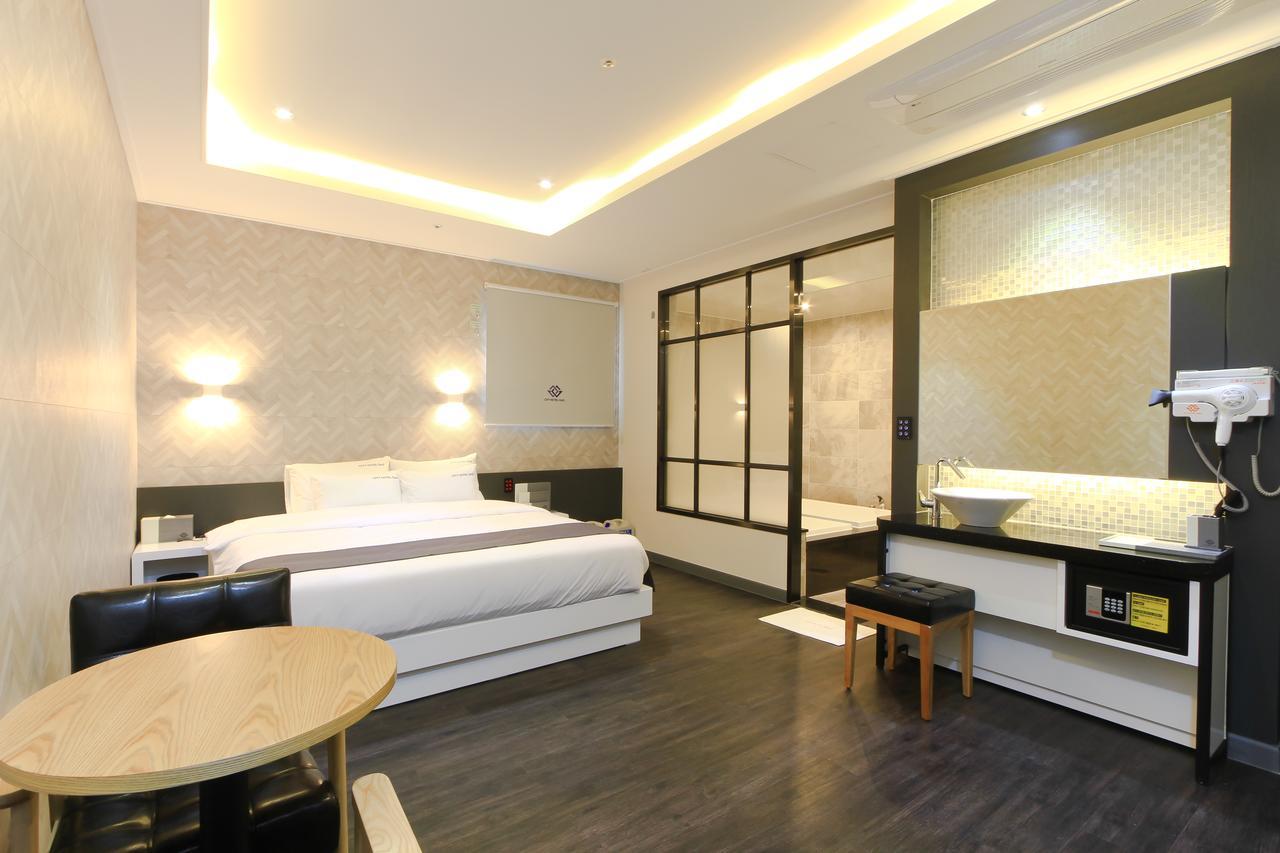 City Hotel G&G Busan Exteriör bild