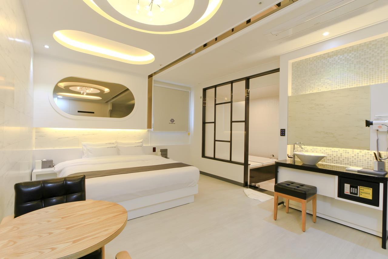 City Hotel G&G Busan Exteriör bild